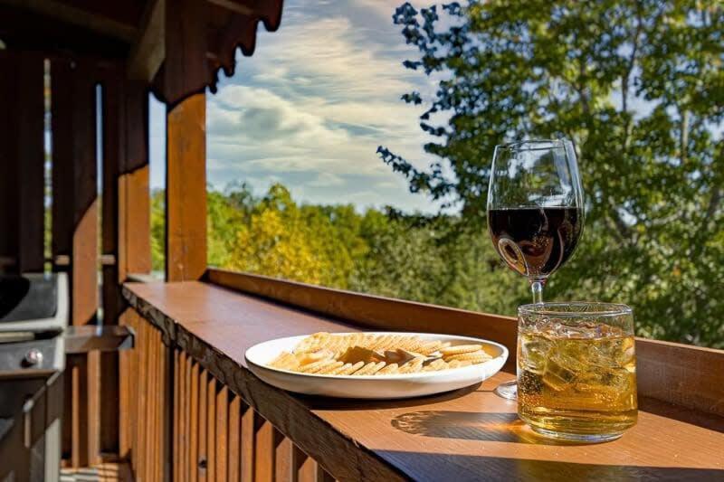 Movie Theater Hot Tub View Mountain Escape Vila Gatlinburg Exterior foto
